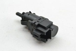 Датчик увімкнення стоп-сигналу Ford Connect 3M5T13480AB 70636 фото