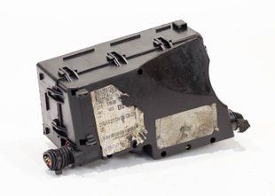 Блок предохранителей Ford Focus 3M5T14A067BC 163918 фото