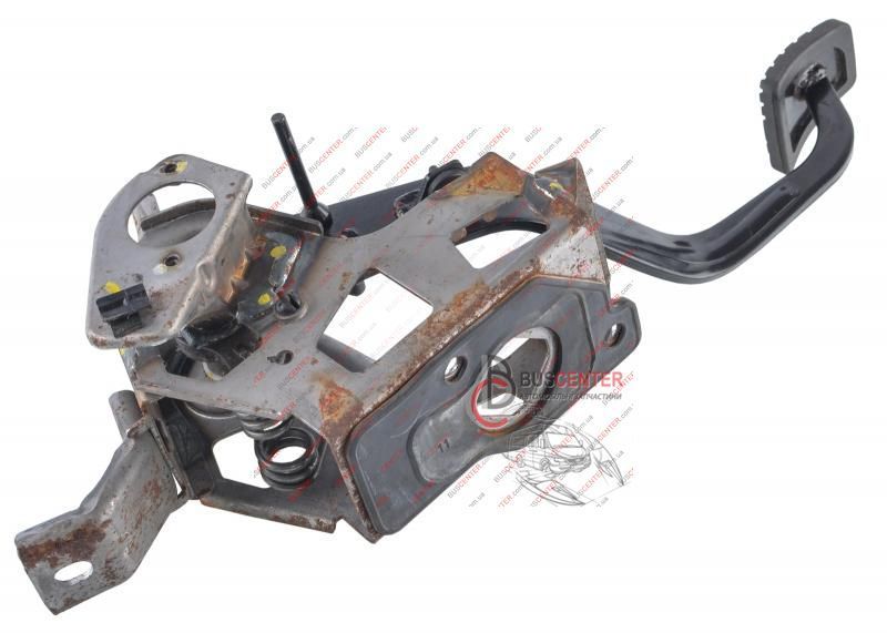 Педаль зчеплення ( з кронштейном) Hyundai I 40 32802-3Z300 130523 фото