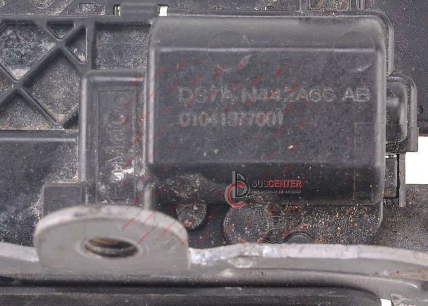 Замок крышки багажника электрический Ford Courier DS7A-N442A66-AB 169670 фото