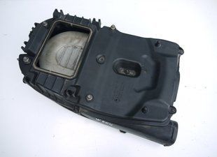 Корпус воздушного фильтра Mercedes C-class 651 090 11 01 A6510901101 171534 фото
