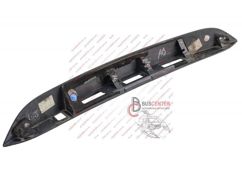 Накладка подсветки номерного знака (ляда) Renault Zoe 848108242R 155642 фото