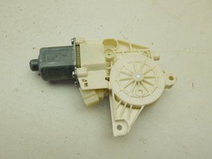 Моторчик стеклоподъемника передней левой двери Mercedes C-class A2048200142 177938 фото