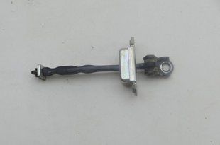 Обмежувач дверей задньої правої/лівої Nissan Qashqai 82430JD000 108967 фото