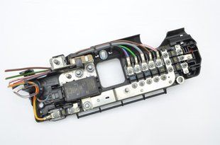 Блок предохранителей Ford Transit 6C1T-14A067-E 113534 фото