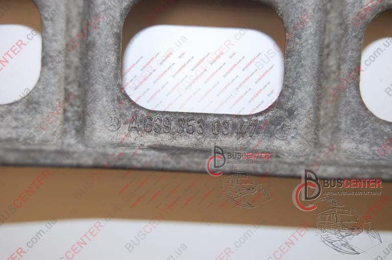 Опора заднього редуктора ( кронштейн) Mercedes Vito 6393530347 639 353 03 47 14438 фото
