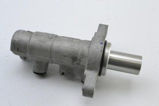 Главный тормозной цилиндр 2 выхода Ford Transit W58965 105735 фото