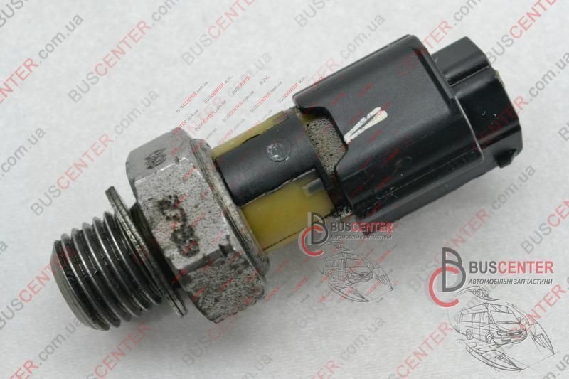 Датчик тиску масла Renault Trafic 8200671272 64941 фото