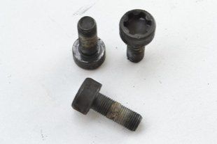 Болт крепления маховика Ford Transit 1713793 105921 фото