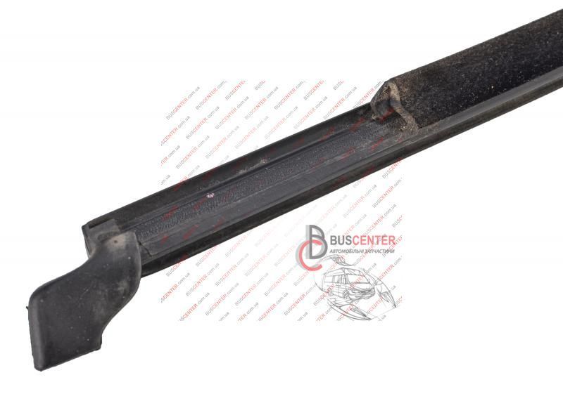 Ущільнювач скла двері задньої правої зовнішній Renault Scenic 828200129R 152666 фото