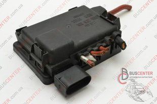 Блок предохранителей Volkswagen Transporter 1C0937550 52517 фото