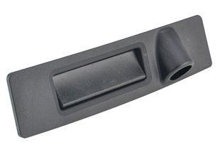 Кнопка відкривання кришки багажника Tesla Model Y 1105486-00 165140 фото