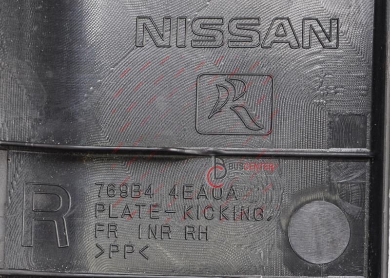 Декоративная накладка порога двери передней правой Nissan Qashqai 769B44EA0A 769B4-4EA0A 148951 фото